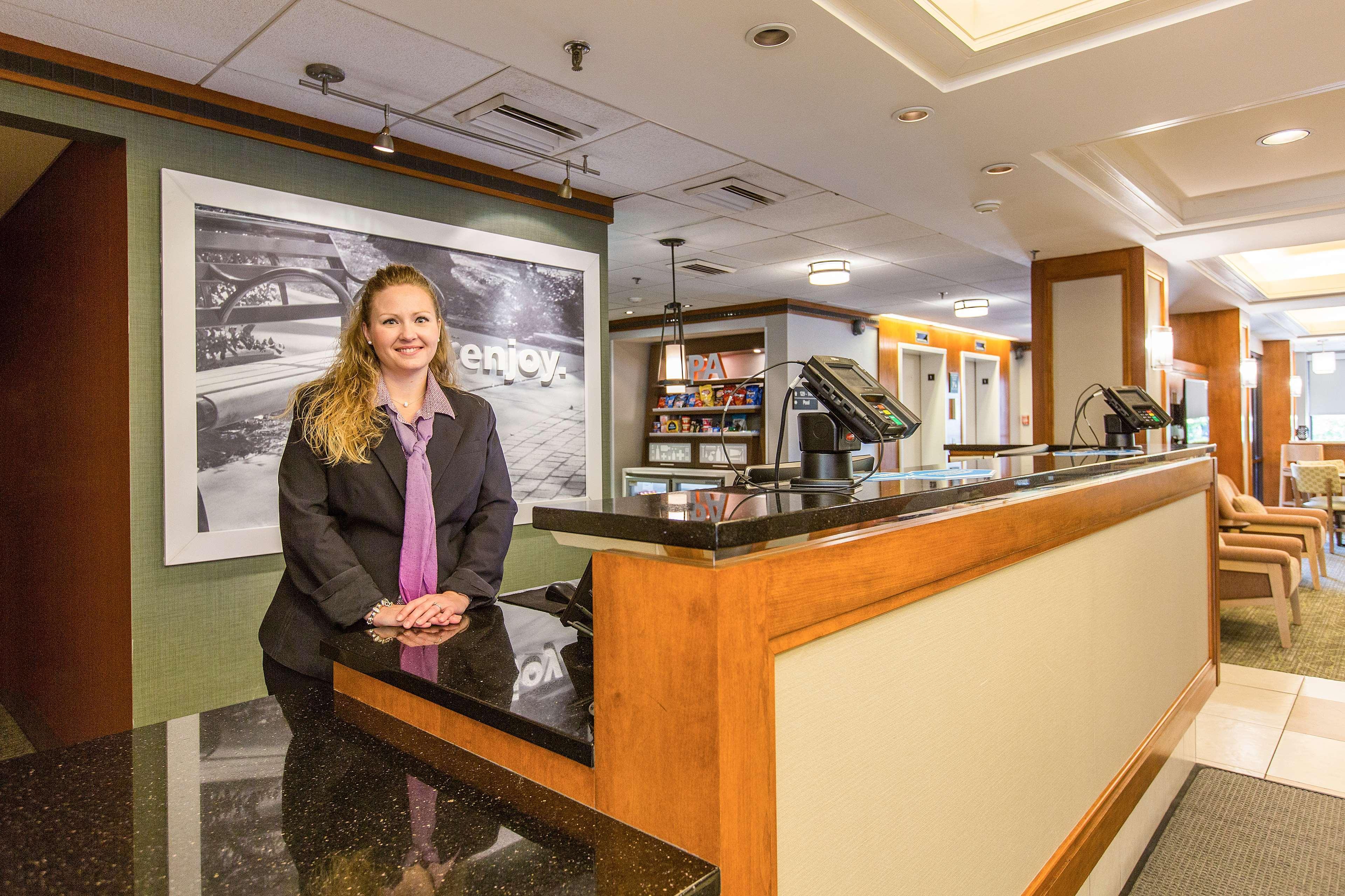 Hampton Inn Lancaster Fertility Bagian luar foto