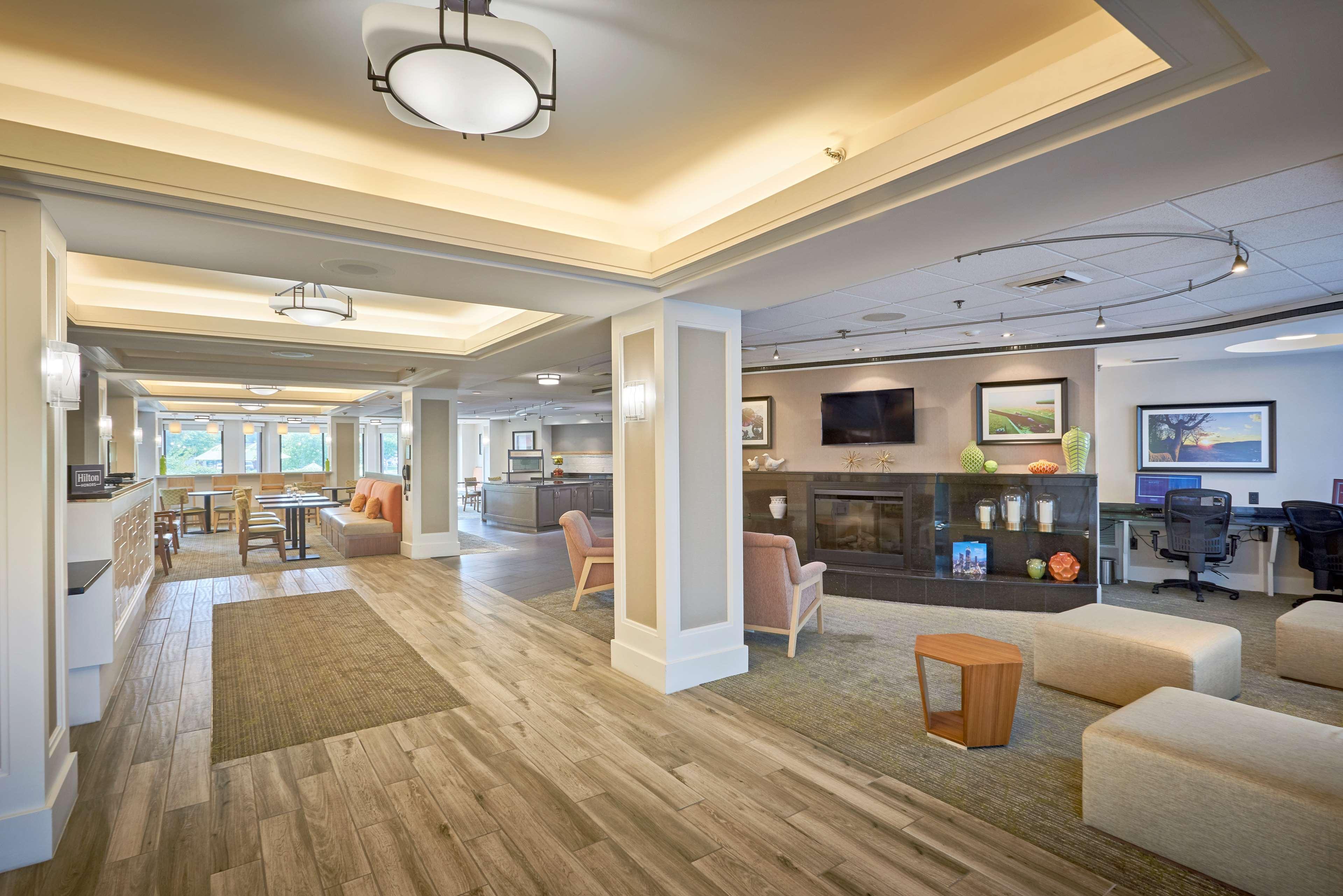 Hampton Inn Lancaster Fertility Bagian luar foto