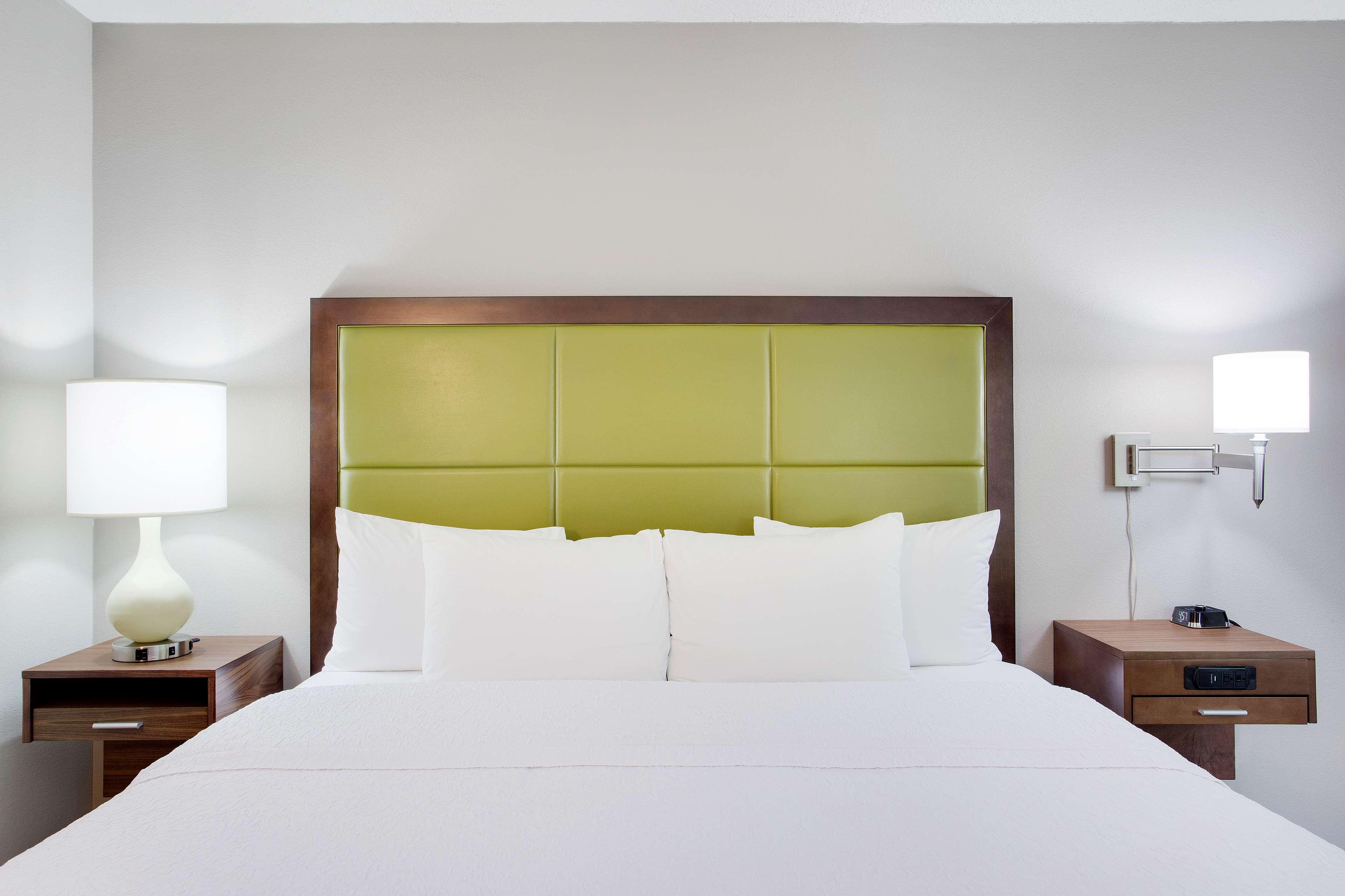 Hampton Inn Lancaster Fertility Bagian luar foto