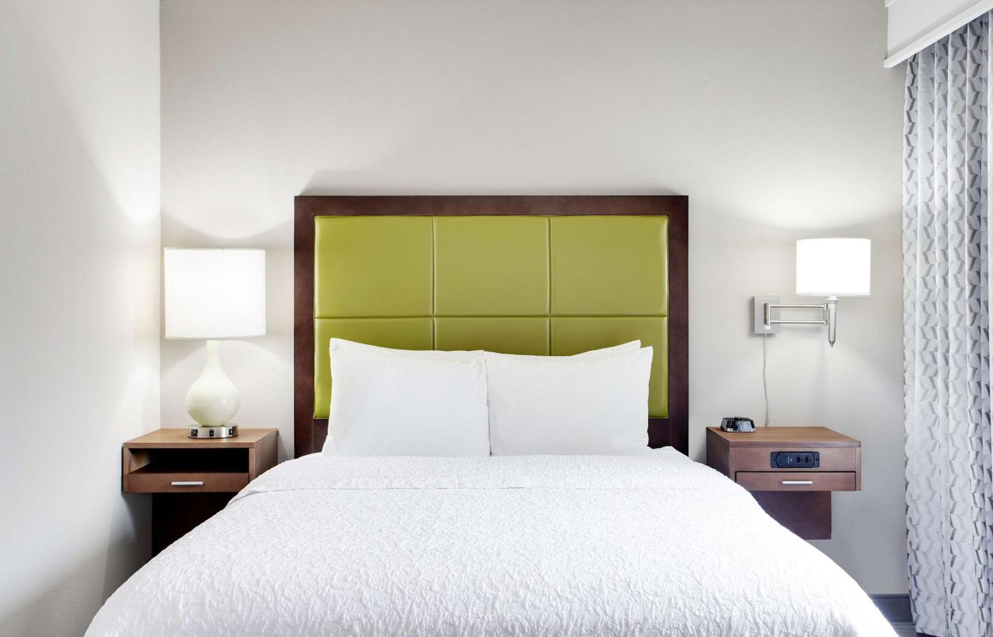 Hampton Inn Lancaster Fertility Bagian luar foto