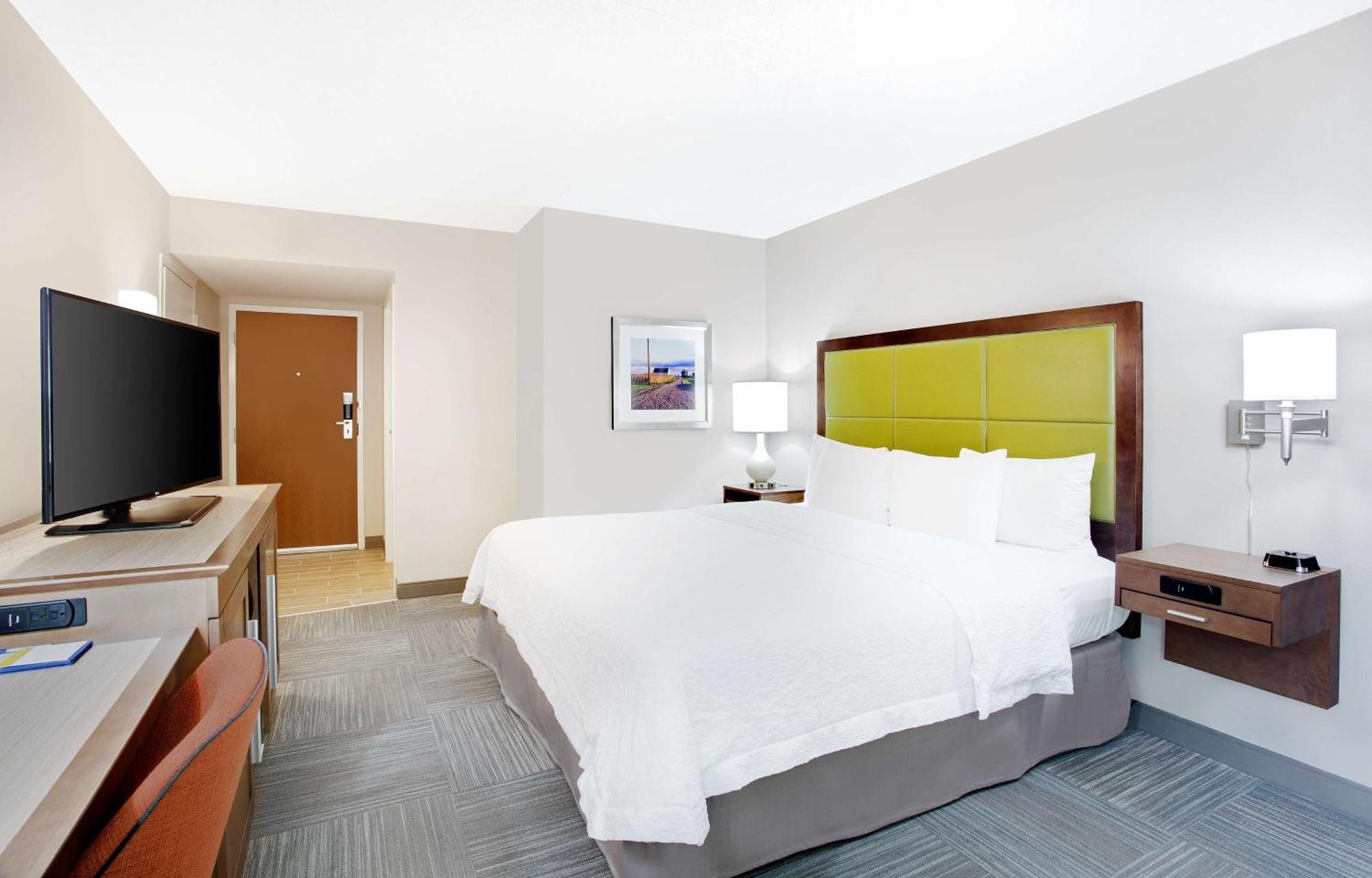 Hampton Inn Lancaster Fertility Bagian luar foto