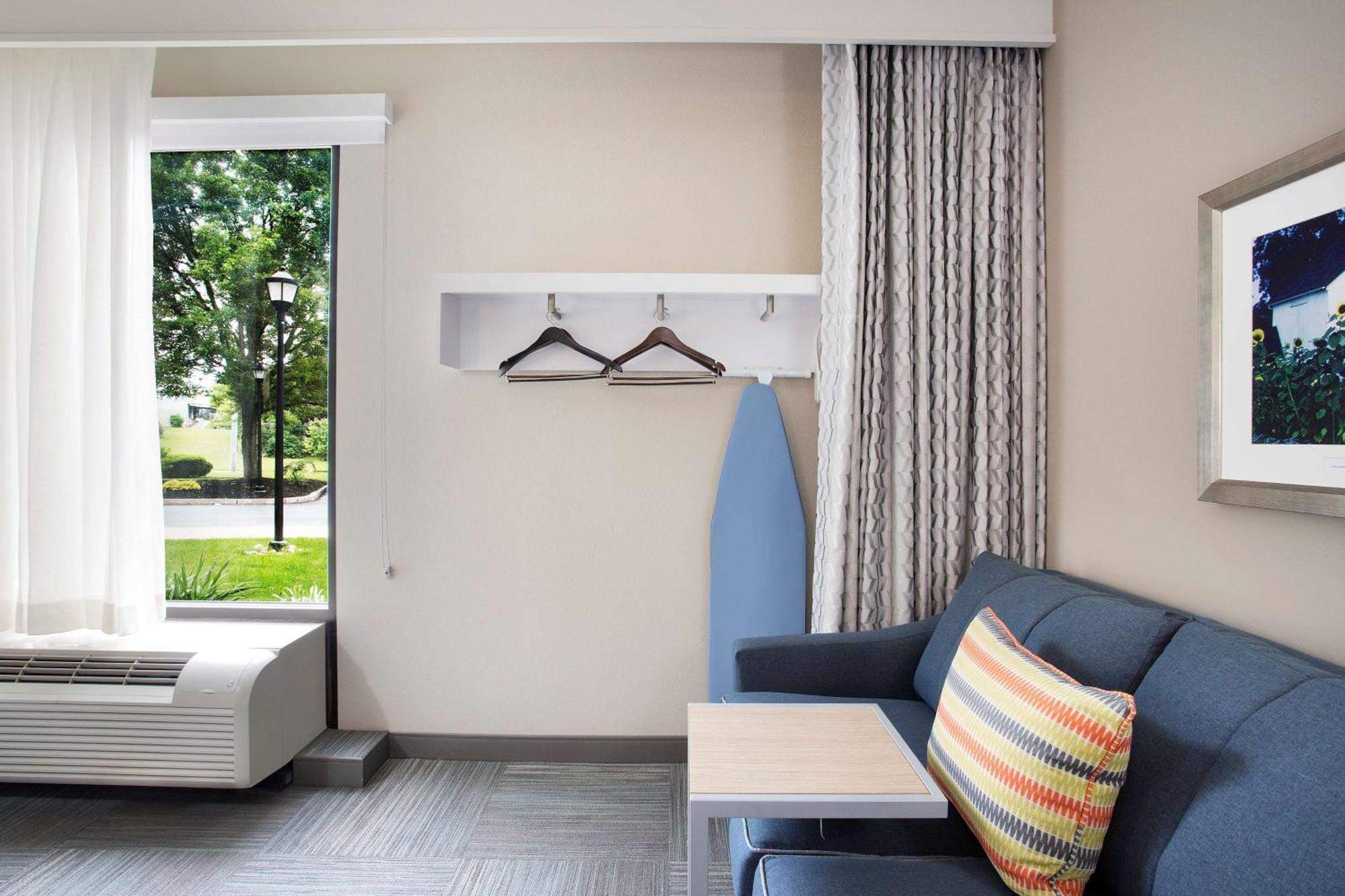 Hampton Inn Lancaster Fertility Bagian luar foto