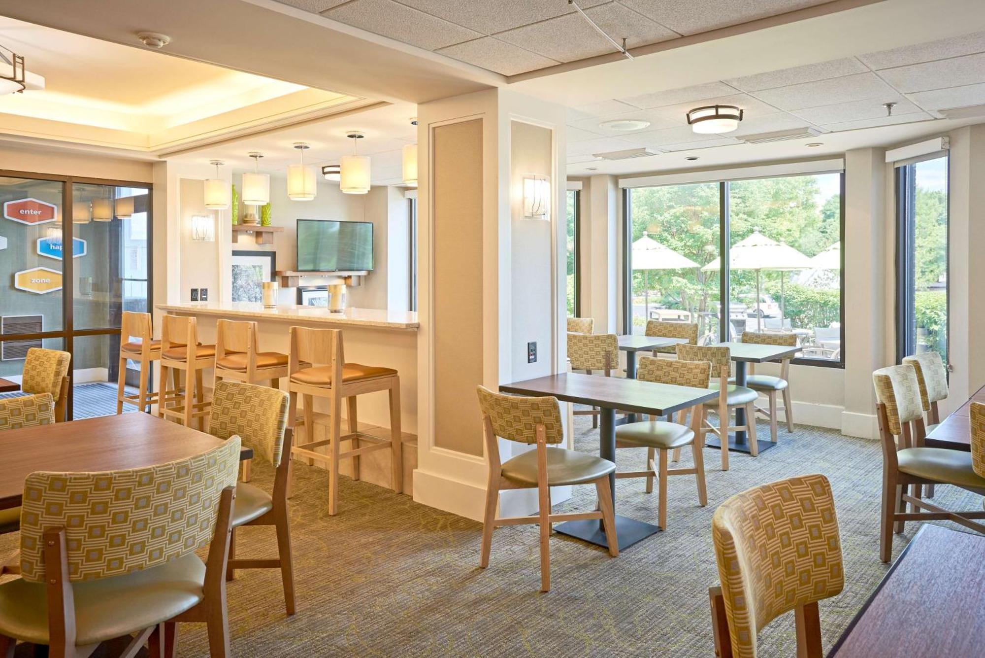 Hampton Inn Lancaster Fertility Bagian luar foto